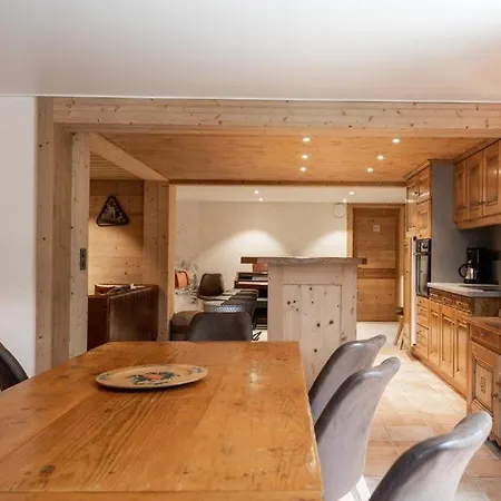 6 Bedrooms Chalet With Sauna & Nearby Skilifts *